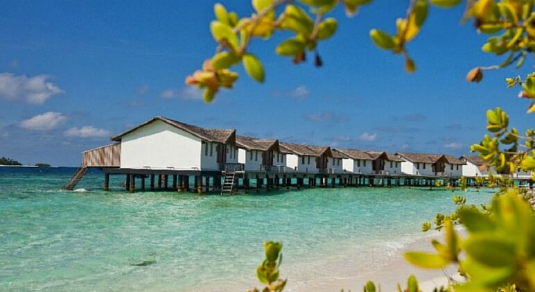 Overwater Bungalows 2